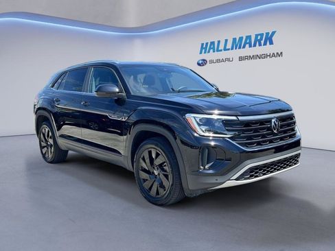 Used 2026 Volkswagen Atlas Cross Sport SE w/ Panoramic Sunroof Package AWD/4WD image 1
