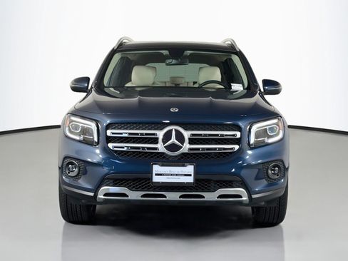 Used 2023 Mercedes-Benz GLB 250 image 3