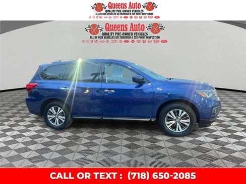 Used 2019 Nissan Pathfinder S image 8