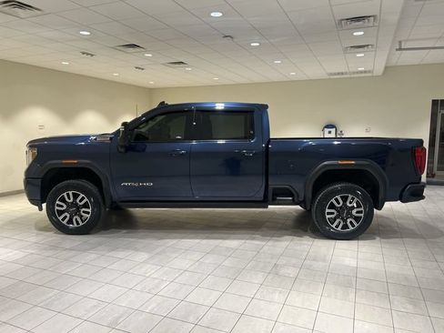 Certified 2022 GMC Sierra 2500 AT4 w/ AT4 Premium Plus Package AWD/4WD image 2