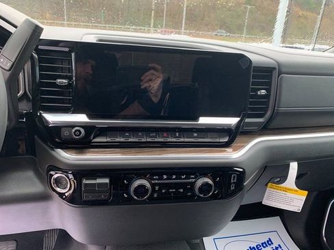 New 2026 Chevrolet Silverado 1500 LT image 15