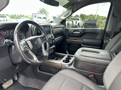 Used 2021 Chevrolet Silverado 1500 LT Trail Boss w/ LPO, Dark Essentials Package AWD/4WD image 25