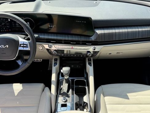 Used 2025 Kia Telluride SX Prestige AWD/4WD image 10