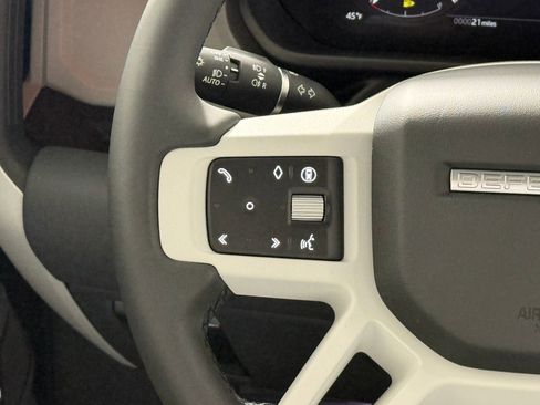 New 2026 Land Rover Defender 110 X-Dynamic SE image 26