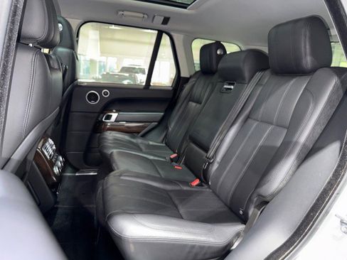 Used 2016 Land Rover Range Rover HSE image 13