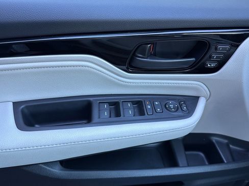 New 2026 Honda Odyssey Touring image 29