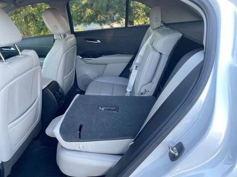 Used 2019 Cadillac XT4 Premium Luxury w/ Cold Weather Package FWD image 14