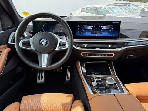 Certified 2024 BMW X5 xDrive40i w/ M Sport Package AWD/4WD image 12