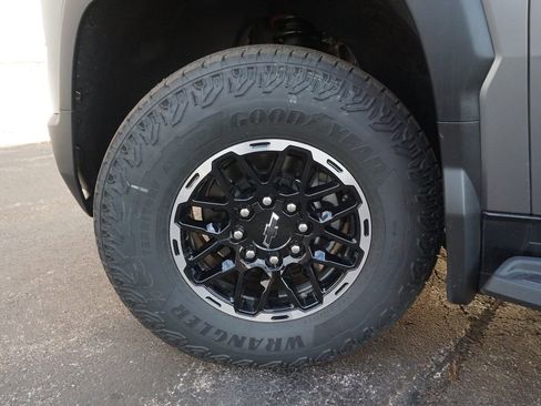 New 2026 Chevrolet Silverado EV Trail Boss image 26