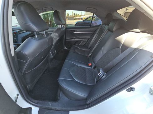 Used 2021 Toyota Camry XSE image 12