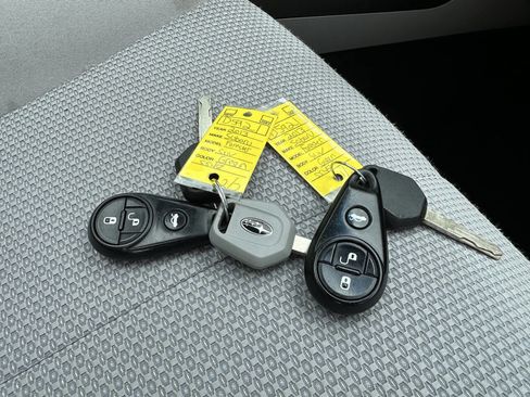 Used 2013 Subaru Forester 2.5X Premium w/ All-Weather Plus Pkg image 31