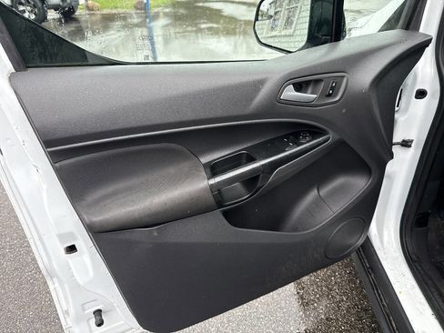 Used 2018 Ford Transit Connect XL FWD image 11