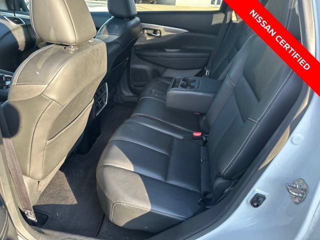 Certified 2018 Nissan Murano Platinum w/ Cargo Package AWD/4WD image 14