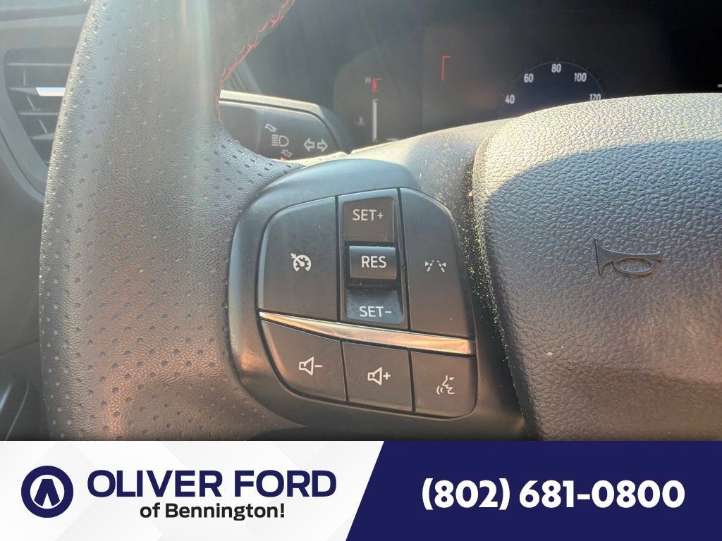 Used 2025 Ford Escape ST-Line AWD/4WD image 33