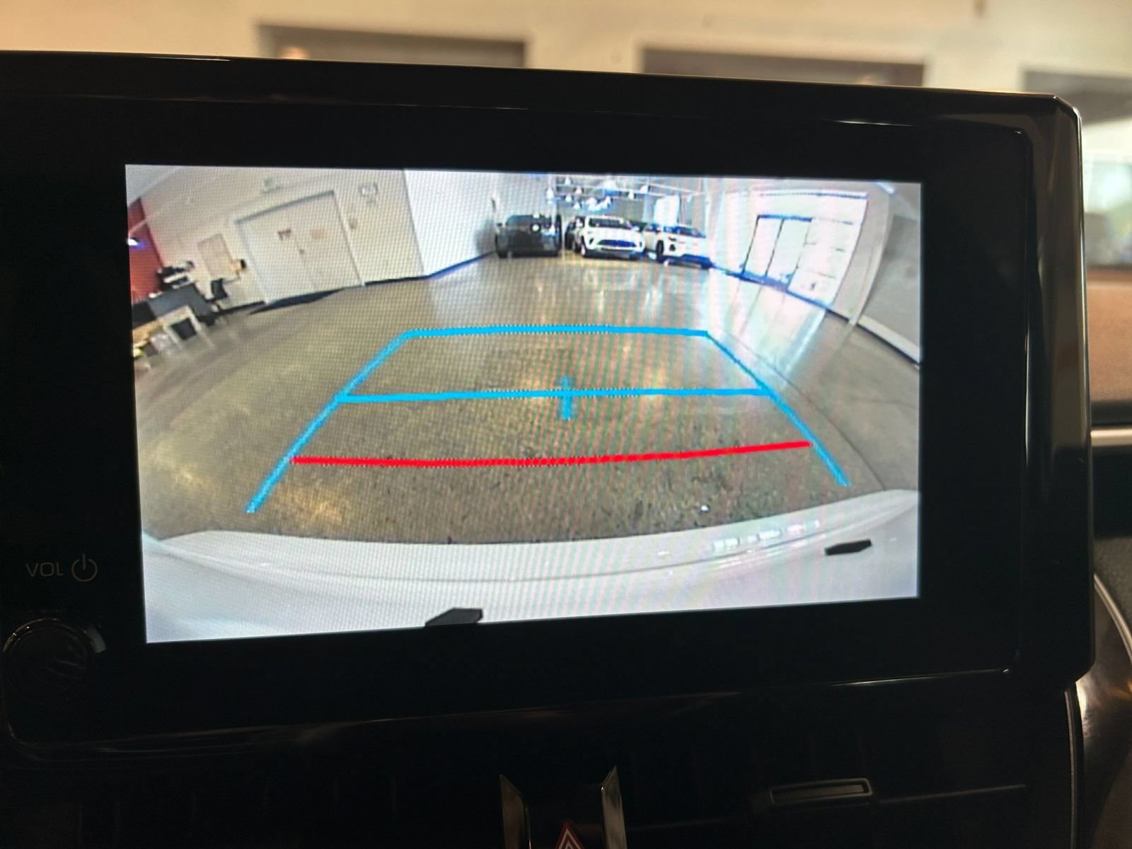 Used 2025 Toyota Corolla LE FWD image 21