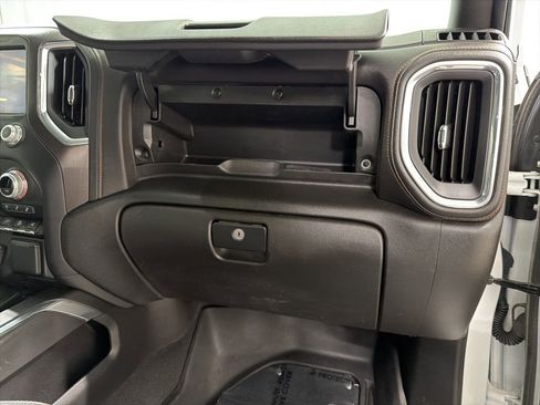 Used 2022 GMC Sierra 3500 AT4 w/ AT4 Preferred Package image 26