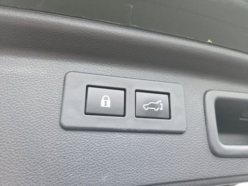 Certified 2023 Subaru Forester Premium image 17