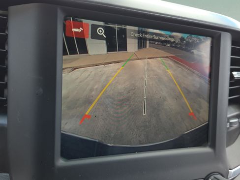 Used 2024 RAM 2500 Big Horn w/ Bed Utility Group image 19