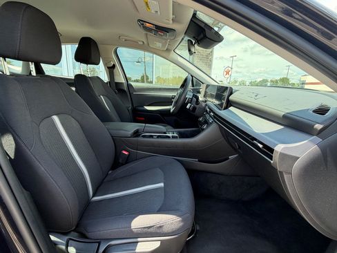 Used 2025 Hyundai Sonata SEL FWD image 19