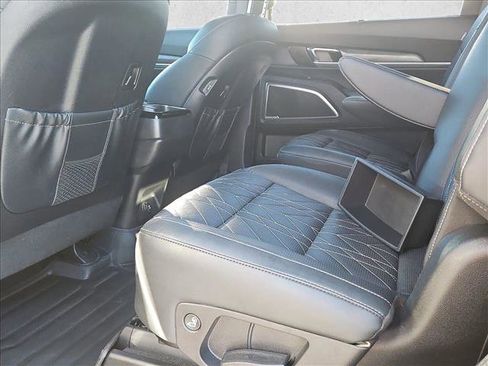 Used 2023 Kia Telluride SX X-Line image 19
