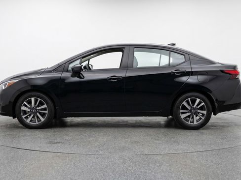 Used 2025 Nissan Versa SV FWD image 5