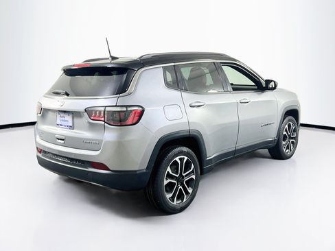 Used 2023 Jeep Compass Limited w/ Sun and Sound Group AWD/4WD image 5