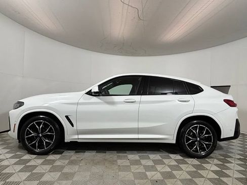 Used 2024 BMW X4 xDrive30i w/ Premium Package AWD/4WD image 4