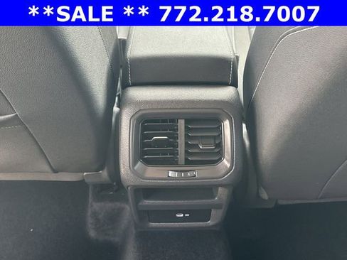 Certified 2024 Volkswagen Taos SE FWD image 15