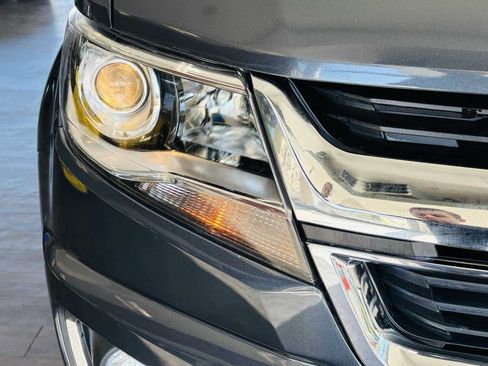 Used 2019 Chevrolet Colorado Z71 AWD/4WD image 23