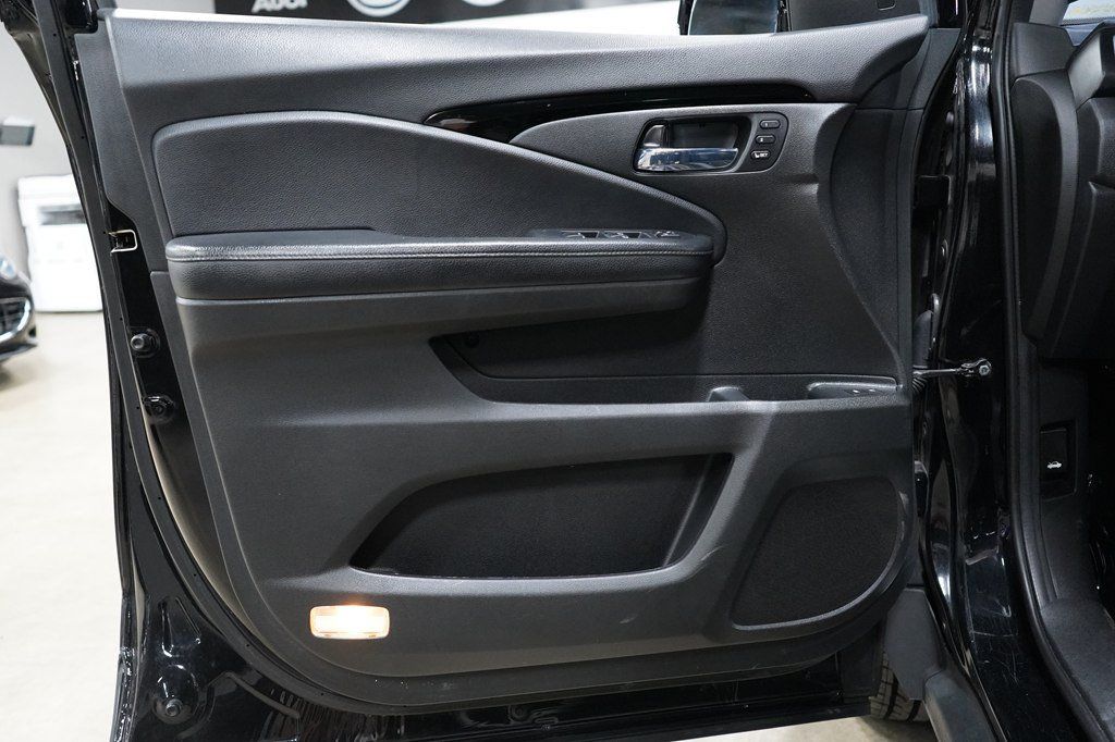 Used 2019 Honda Pilot Elite image 9