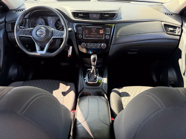 Used 2020 Nissan Rogue S FWD image 22