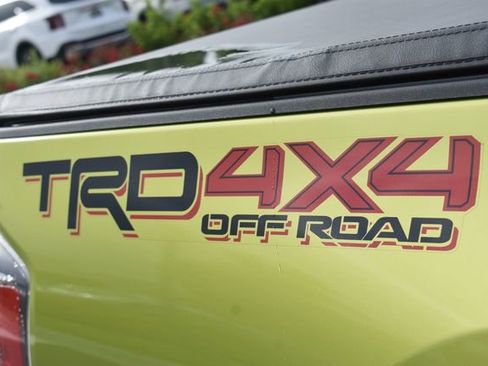 Used 2023 Toyota Tacoma TRD Off-Road w/ TRD Premium Off Road Package AWD/4WD image 13