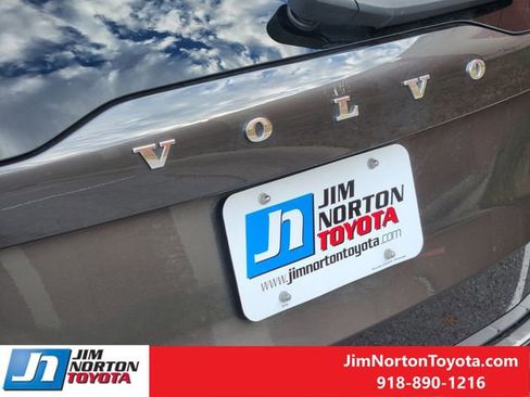 Used 2023 Volvo XC90 B6 Plus w/ Protection Package Premier image 11