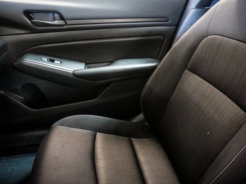 Used 2024 Nissan Altima 2.5 S image 27