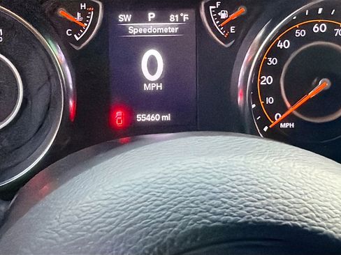 Used 2021 Jeep Gladiator Willys image 36