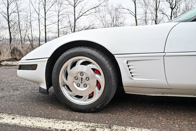 Used 1995 Chevrolet Corvette Coupe RWD image 77