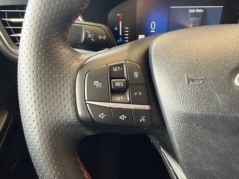 Used 2023 Ford Escape ST-Line w/ Tech Pack #1 AWD/4WD image 18