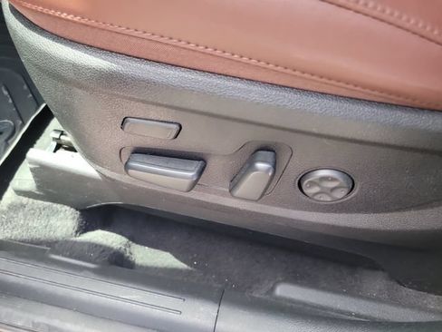 Used 2023 Kia Telluride SX Prestige AWD/4WD image 21