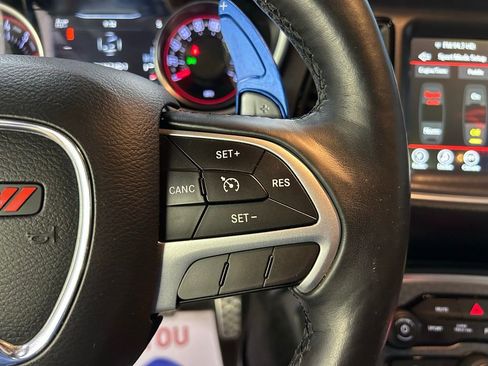 Used 2017 Dodge Challenger R/T Scat Pack w/ Leather Interior Group image 20