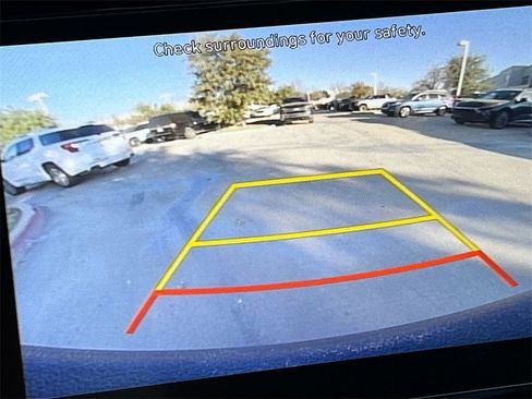 Used 2024 Hyundai Santa Cruz SE image 13