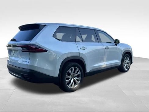 Certified 2025 Toyota Grand Highlander AWD image 5