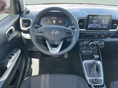 Used 2026 Hyundai Venue SEL FWD image 12