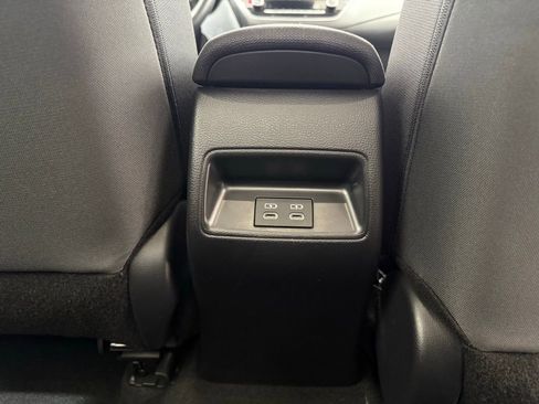 Used 2025 Toyota Corolla LE image 23