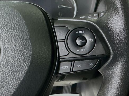 Used 2025 Toyota RAV4 LE image 17