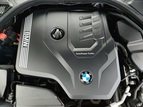 Used 2021 BMW 330i xDrive Sedan AWD/4WD image 38