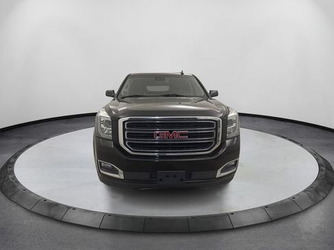 Used 2019 GMC Yukon XL SLT AWD/4WD image 2