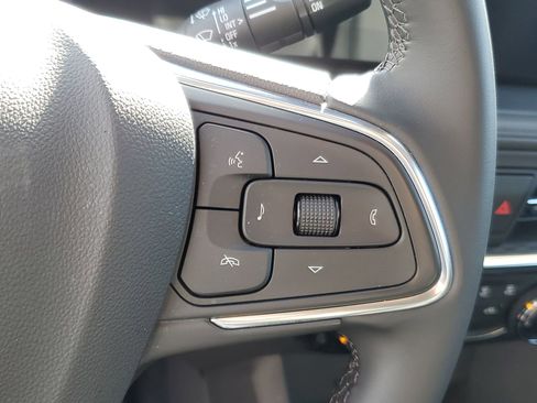 Used 2025 Buick Encore GX Sport Touring image 24