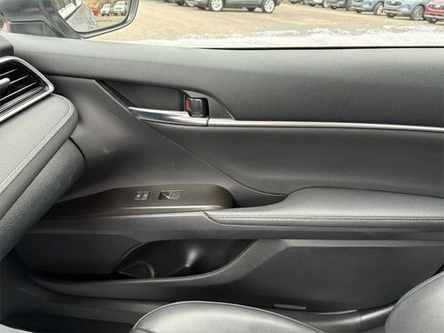 Used 2023 Toyota Camry XSE image 23