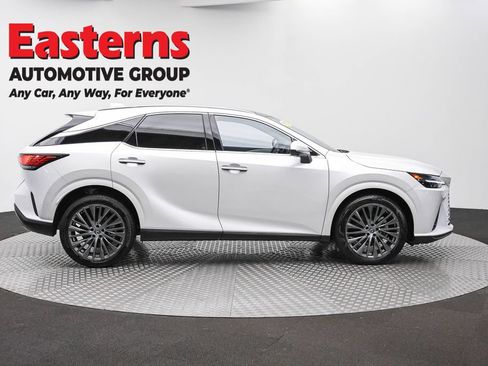 Used 2025 Lexus RX 350 AWD w/ Convenience Package image 4