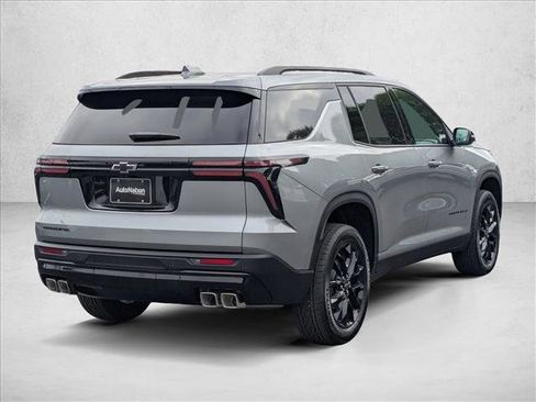 New 2026 Chevrolet Traverse LT w/ Midnight/Sport Edition image 2